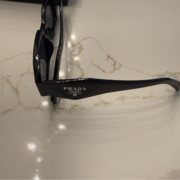 Prada Black Sunglasses - Picture 2 of 8